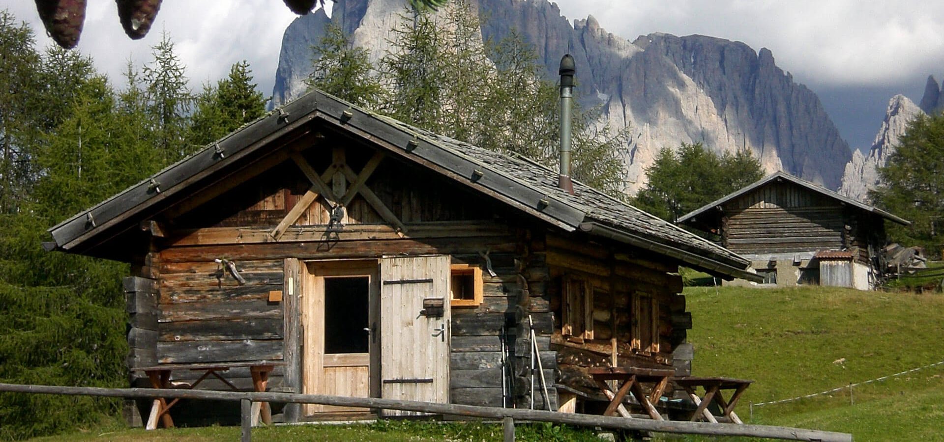 almhuette mieten seiser alm kastelruth suedtirol